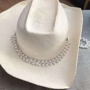 Gladys Tamez Millinery | Accessories | Gladys Tamez  display picture 1